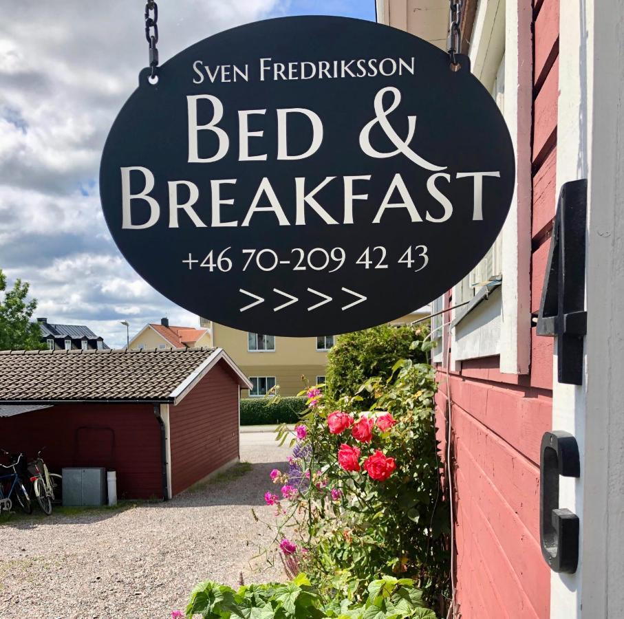 Sven Fredriksson Bed & Breakfast Norrtalje Exterior photo